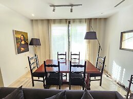 Stylish Luxe House with Garden Marsa