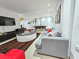 Stylish Luxe House with Garden Marsa