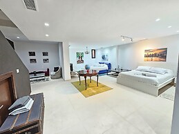 Stylish Luxe House with Garden Marsa