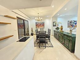 Stylish Luxe House with Garden Marsa