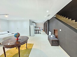 Stylish Luxe House with Garden Marsa