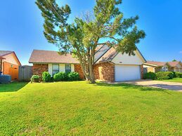 Veteran-Owned Home in Quiet OKC