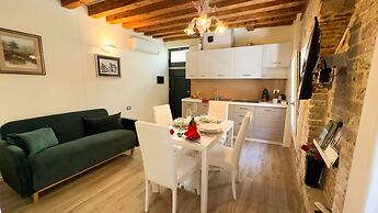 Graceful Venice Barnaba Suite