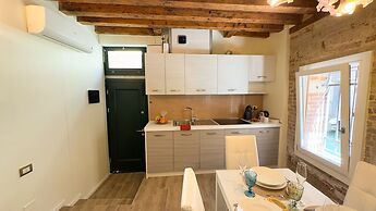 Graceful Venice Barnaba Suite