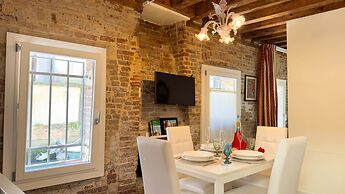 Graceful Venice Barnaba Suite