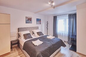 Żeromskiego 5 by Baltic Home