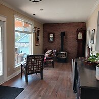 Cranberry Moon Inn B&B