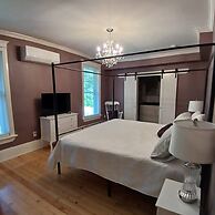Cranberry Moon Inn B&B