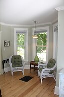 Cranberry Moon Inn B&B