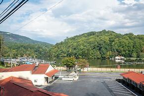 Lake Lure Inn and Spa