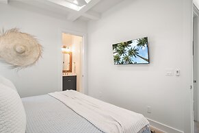 Serenity Shore 305 SOU