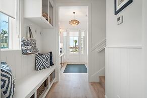 Serenity Shore 305 SOU