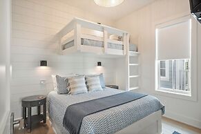 Serenity Shore 305 SOU