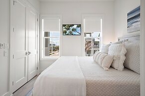 Serenity Shore 305 SOU