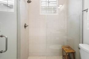 Serenity Shore 305 SOU