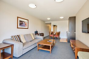 THE BEACON - TOWN CENTER APARTMENT 622