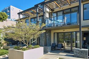 THE BEACON - TOWN CENTER APARTMENT 622