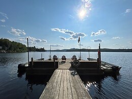 Paddler's Rest Lakeside Cabins and Hotel