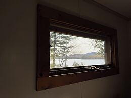 Paddler's Rest Lakeside Cabins and Hotel