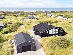 5 Star Holiday Home in Lokken