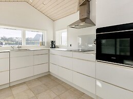 5 Star Holiday Home in Lokken