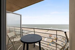 Appealing Apartment With Sea-view