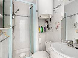 Appealing Apartment With Sea-view