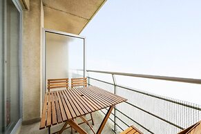 Appealing Apartment With Sea-view