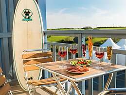 Spacious Duplex Apartment Close to the Ocean