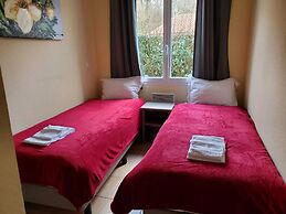 Nice Holiday Home With Shared Pool