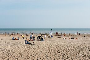 Apartment in De Panne Near Beach