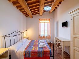 Apartment in a Farmhouse With 2 Pools