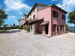Apartment in a Farmhouse With 2 Pools