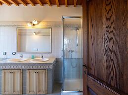 Apartment in a Farmhouse With 2 Pools