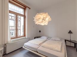 Stylish Apartment With Balcony/terrace