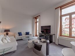 Stylish Apartment With Balcony/terrace