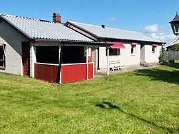 6 Person Holiday Home in Skummeslovsstrand