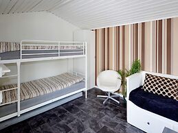 10 Person Holiday Home in Skummeslovsstrand