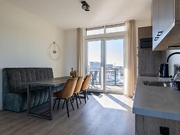 Luxury Apartment With Water Views
