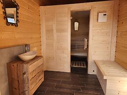 Alpine hut in Rauris ski Hiking Area With Sauna