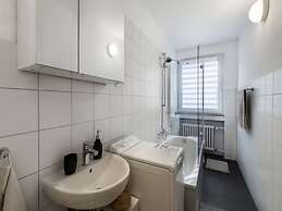 Modern Apartment With 2 Living Rooms