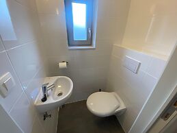 Cozy Fisherman's House With Garden