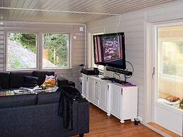 6 Person Holiday Home in Flatanger