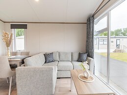 Chalet in De Haan Near Sandy Beaches