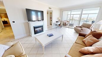 Dolphin Point 704c 3 Bedroom Condo by RedAwning