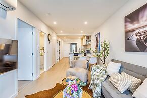 StayAU Cozy & Stylish 2BR in Box Hill
