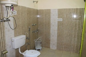 Goroomgo Trippy Turtle Manali