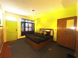 Goroomgo Trippy Turtle Manali