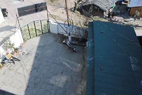 Goroomgo Trippy Turtle Manali