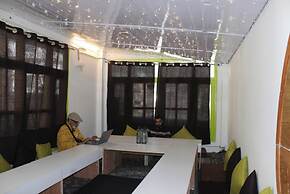 Goroomgo Trippy Turtle Manali